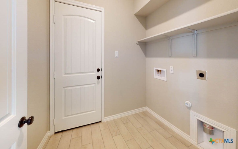 15103 Planeview Drive, Salado, TX 76571, 5 Bedrooms Bedrooms, ,3 BathroomsBathrooms,Residential,For Sale,15103 Planeview Drive,587612