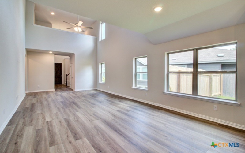 893 Farmhouse Trail, New Braunfels, TX 78130, 3 Habitaciones Habitaciones , ,2 BañosBaños,Residential,En Venta,893 Farmhouse Trail,0,587613