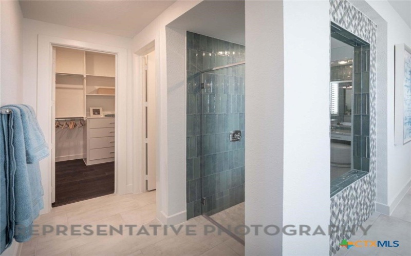 236 Belanger Canyon Drive, Liberty Hill, TX 78642, 4 Bedrooms Bedrooms, ,5 BathroomsBathrooms,Residential,For Sale,236 Belanger Canyon Drive,587614
