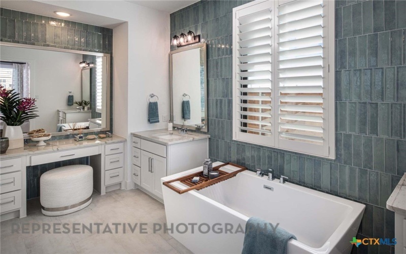 236 Belanger Canyon Drive, Liberty Hill, TX 78642, 4 Bedrooms Bedrooms, ,5 BathroomsBathrooms,Residential,For Sale,236 Belanger Canyon Drive,587614