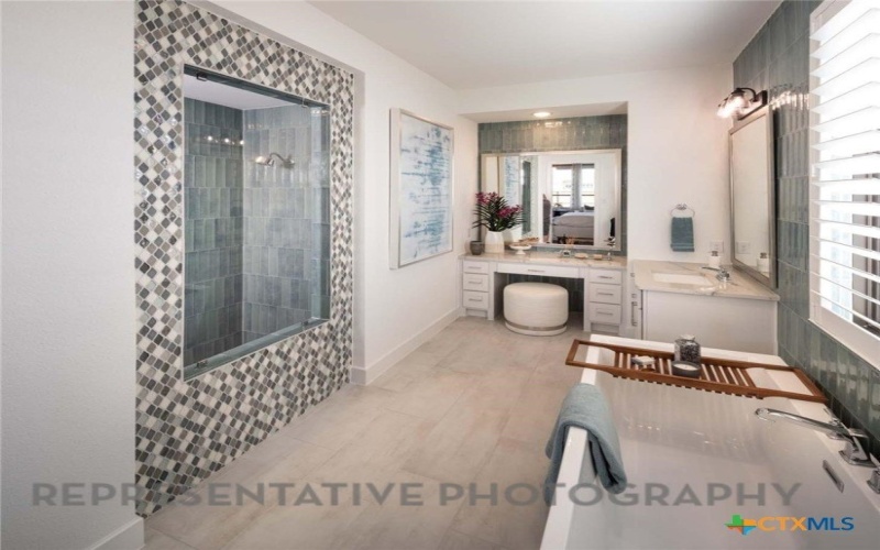 236 Belanger Canyon Drive, Liberty Hill, TX 78642, 4 Bedrooms Bedrooms, ,5 BathroomsBathrooms,Residential,For Sale,236 Belanger Canyon Drive,587614