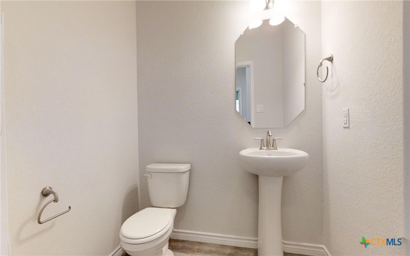 15121 Planeview Drive, Salado, TX 76571, 5 Bedrooms Bedrooms, ,2 BathroomsBathrooms,Residential,For Sale,15121 Planeview Drive,587619