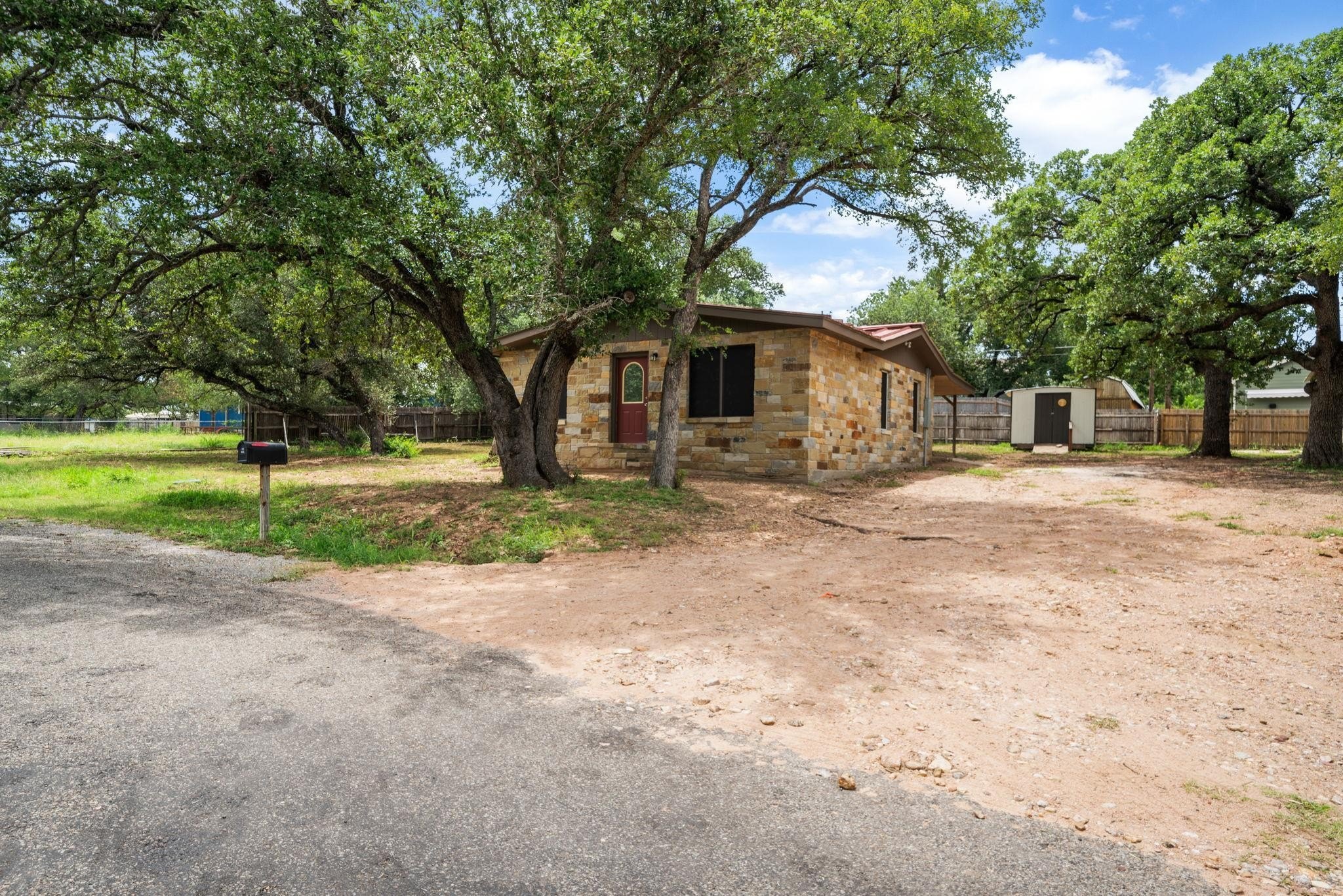 1540 Cree Trail, Kingsland, TX 78639, 3 Bedrooms Bedrooms, ,2 BathroomsBathrooms,Residential,For Sale,1540 Cree Trail,174386