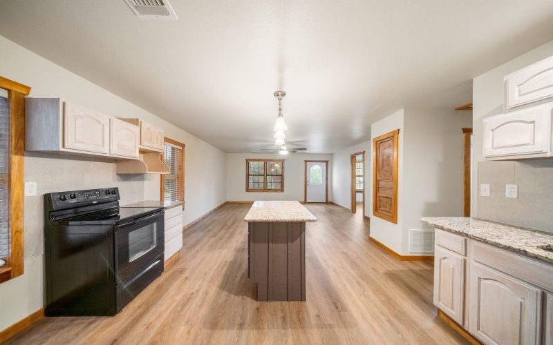 1540 Cree Trail, Kingsland, TX 78639, 3 Bedrooms Bedrooms, ,2 BathroomsBathrooms,Residential,For Sale,1540 Cree Trail,174386