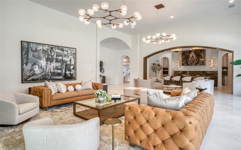 5615 Lobello Drive, Dallas, TX 75229, 4 Bedrooms Bedrooms, ,5 BathroomsBathrooms,Residential,For Sale,5615 Lobello Drive,20852242