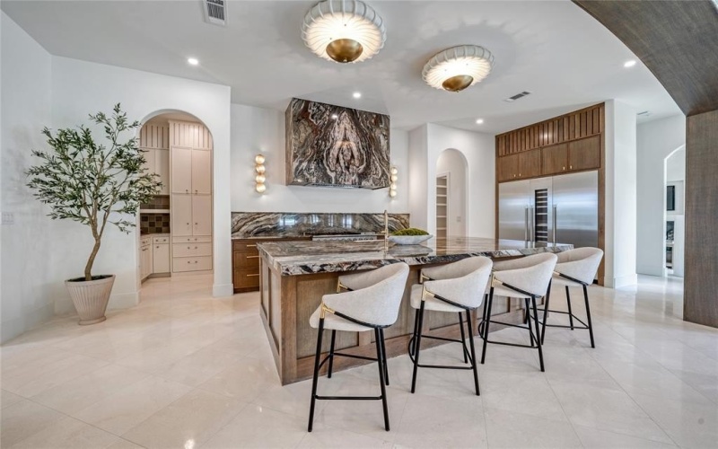 5615 Lobello Drive, Dallas, TX 75229, 4 Bedrooms Bedrooms, ,5 BathroomsBathrooms,Residential,For Sale,5615 Lobello Drive,20852242