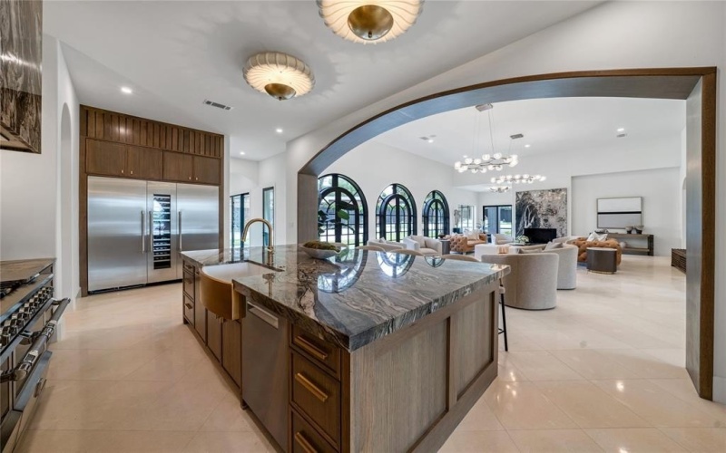 5615 Lobello Drive, Dallas, TX 75229, 4 Bedrooms Bedrooms, ,5 BathroomsBathrooms,Residential,For Sale,5615 Lobello Drive,20852242