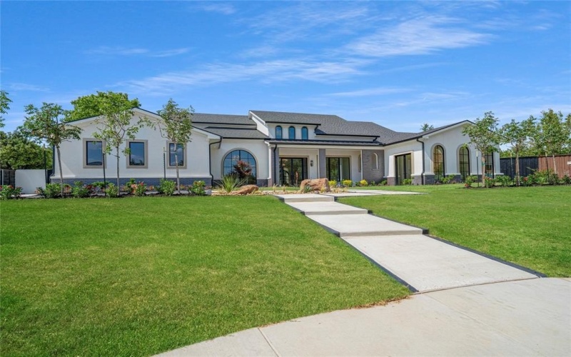 5615 Lobello Drive, Dallas, TX 75229, 4 Bedrooms Bedrooms, ,5 BathroomsBathrooms,Residential,For Sale,5615 Lobello Drive,20852242