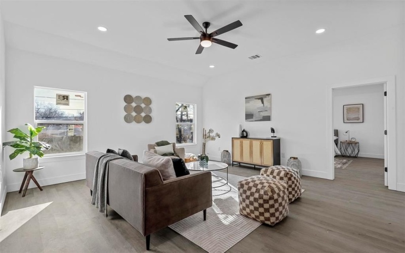 815 Lake View Ridge, White Settlement, TX 76108, 4 Habitaciones Habitaciones , ,2 BañosBaños,Residential,En Venta,815 Lake View Ridge,20936962