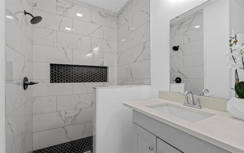 815 Lake View Ridge, White Settlement, TX 76108, 4 Habitaciones Habitaciones , ,2 BañosBaños,Residential,En Venta,815 Lake View Ridge,20936962