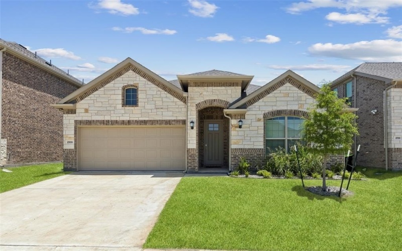 2109 Esher Drive, Little Elm, TX 75068, 4 Bedrooms Bedrooms, ,3 BathroomsBathrooms,Residential,For Sale,2109 Esher Drive,21002982