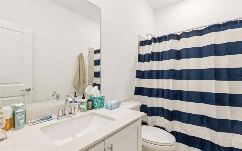 2109 Esher Drive, Little Elm, TX 75068, 4 Bedrooms Bedrooms, ,3 BathroomsBathrooms,Residential,For Sale,2109 Esher Drive,21002982