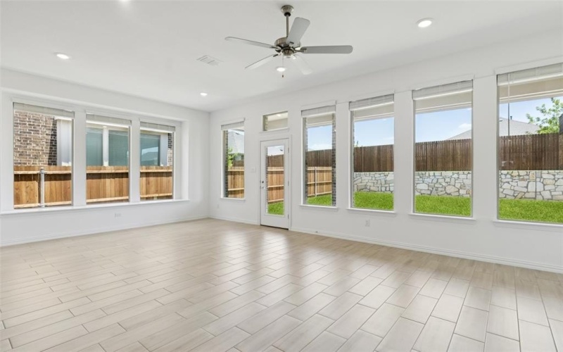 2109 Esher Drive, Little Elm, TX 75068, 4 Bedrooms Bedrooms, ,3 BathroomsBathrooms,Residential,For Sale,2109 Esher Drive,21002982