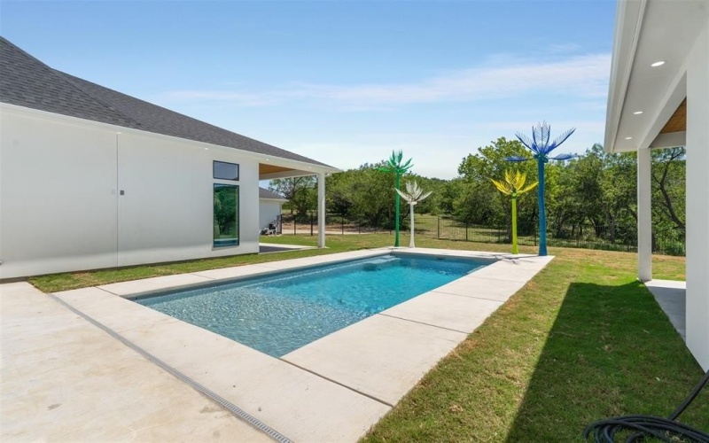 2542 Town View Drive, Cedar Hill, TX 75104, 6 Bedrooms Bedrooms, ,6 BathroomsBathrooms,Residential,For Sale,2542 Town View Drive,21003852