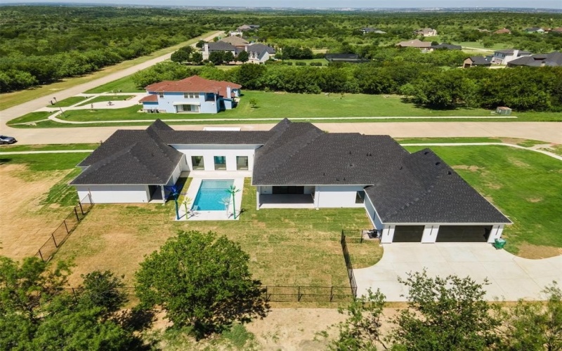 2542 Town View Drive, Cedar Hill, TX 75104, 6 Bedrooms Bedrooms, ,6 BathroomsBathrooms,Residential,For Sale,2542 Town View Drive,21003852