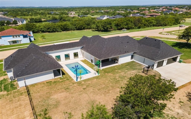 2542 Town View Drive, Cedar Hill, TX 75104, 6 Bedrooms Bedrooms, ,6 BathroomsBathrooms,Residential,For Sale,2542 Town View Drive,21003852