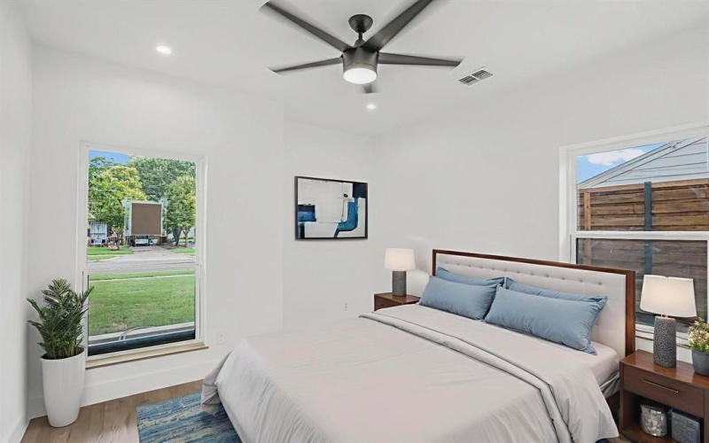 3631 Espanola Drive, Dallas, TX 75220, 4 Bedrooms Bedrooms, ,3 BathroomsBathrooms,Residential,For Sale,3631 Espanola Drive,0,21005048
