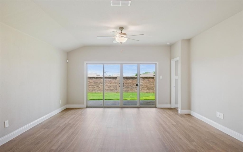 6628 Valley Lake Lane, Fort Worth, TX 76036, 3 Bedrooms Bedrooms, ,2 BathroomsBathrooms,Residential,For Sale,6628 Valley Lake Lane,0,21005824