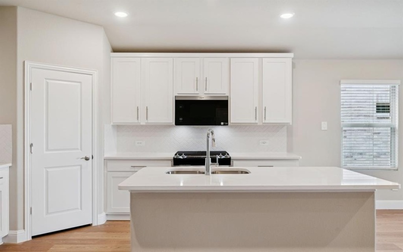 6628 Valley Lake Lane, Fort Worth, TX 76036, 3 Bedrooms Bedrooms, ,2 BathroomsBathrooms,Residential,For Sale,6628 Valley Lake Lane,0,21005824