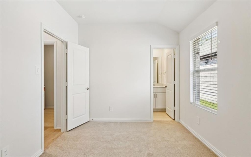 6624 Valley Lake Lane, Fort Worth, TX 76036, 4 Bedrooms Bedrooms, ,3 BathroomsBathrooms,Residential,For Sale,6624 Valley Lake Lane,0,21005826