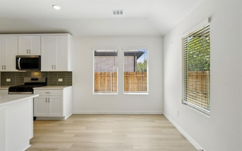 6624 Valley Lake Lane, Fort Worth, TX 76036, 4 Bedrooms Bedrooms, ,3 BathroomsBathrooms,Residential,For Sale,6624 Valley Lake Lane,0,21005826