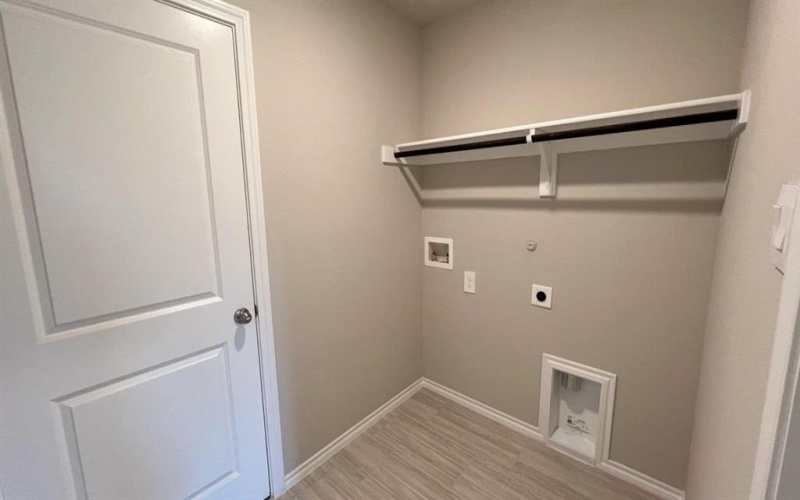 829 ROUND ROBIN Lane, Fort Worth, TX 76131, 3 Bedrooms Bedrooms, ,2 BathroomsBathrooms,Residential,For Sale,829 ROUND ROBIN Lane,21009240