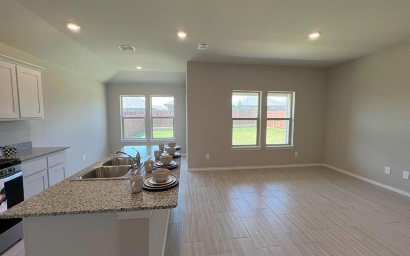 829 ROUND ROBIN Lane, Fort Worth, TX 76131, 3 Bedrooms Bedrooms, ,2 BathroomsBathrooms,Residential,For Sale,829 ROUND ROBIN Lane,21009240