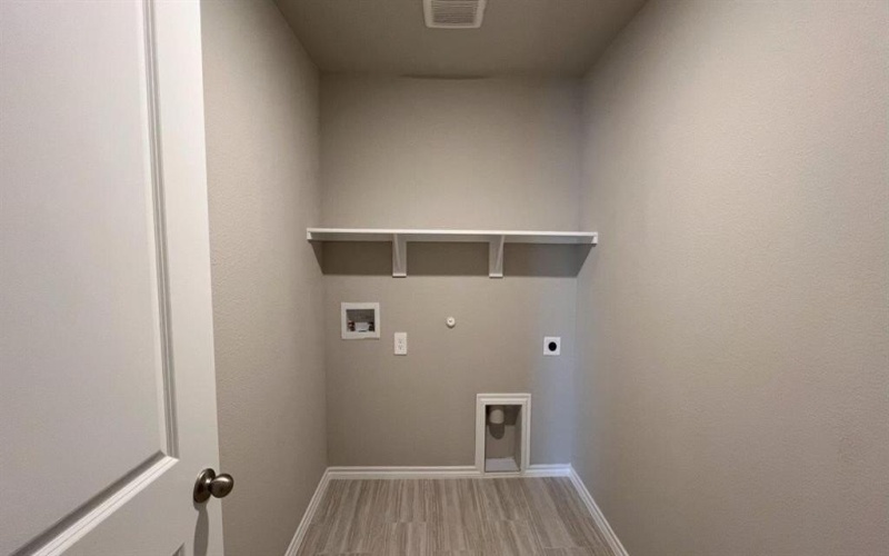 8409 HOLLYMEAD Lane, Fort Worth, TX 76131, 4 Bedrooms Bedrooms, ,2 BathroomsBathrooms,Residential,For Sale,8409 HOLLYMEAD Lane,21009410