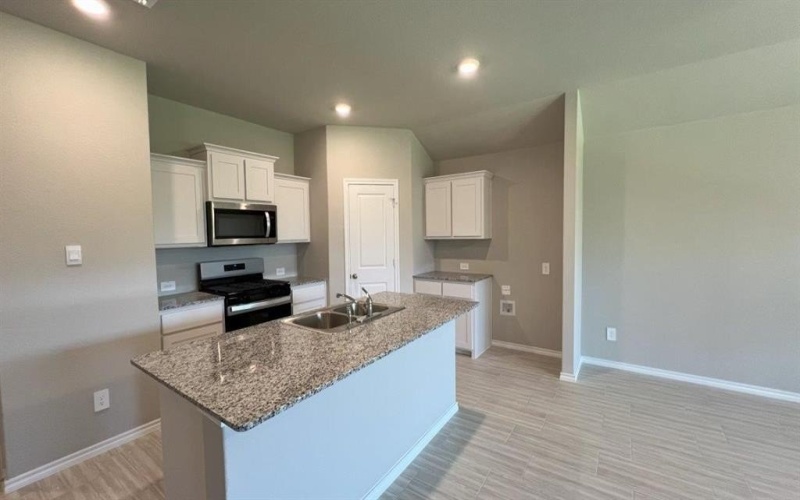 8409 HOLLYMEAD Lane, Fort Worth, TX 76131, 4 Bedrooms Bedrooms, ,2 BathroomsBathrooms,Residential,For Sale,8409 HOLLYMEAD Lane,21009410