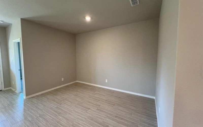 8409 HOLLYMEAD Lane, Fort Worth, TX 76131, 4 Bedrooms Bedrooms, ,2 BathroomsBathrooms,Residential,For Sale,8409 HOLLYMEAD Lane,21009410