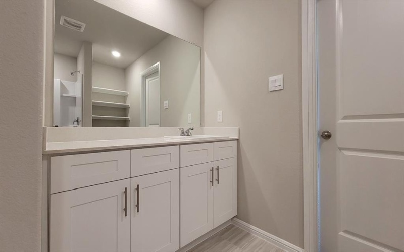 9456 GOLDEN TREE Avenue, Fort Worth, TX 76108, 4 Habitaciones Habitaciones , ,2 BañosBaños,Residential,En Venta,9456 GOLDEN TREE Avenue,0,21009482