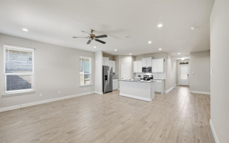 1917 JACKSON Street, Cleburne, TX 76033, 5 Habitaciones Habitaciones , ,3 BañosBaños,Residential,En Venta,1917 JACKSON Street,0,21009573