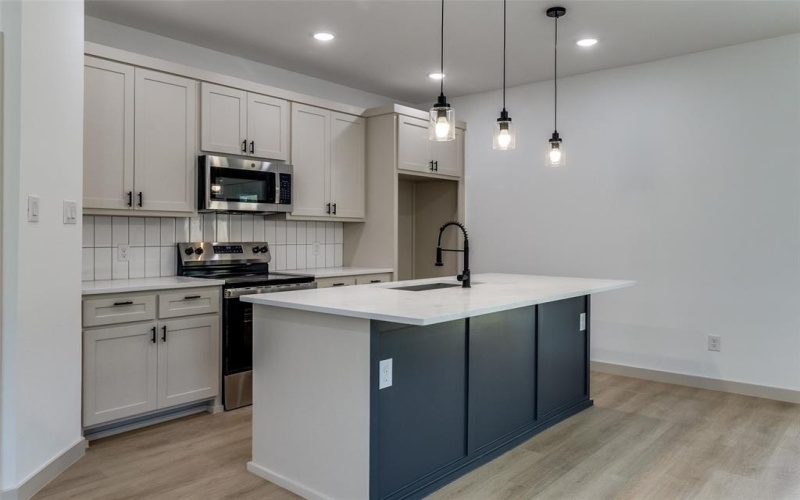 1317 Fletcher Street, Dallas, TX 75223, 3 Habitaciones Habitaciones , ,2 BañosBaños,Residential,En Venta,1317 Fletcher Street,21010095