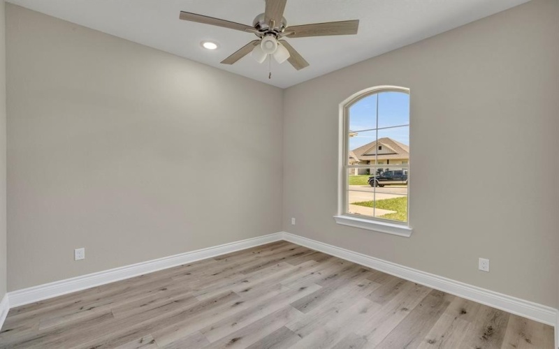 109 Hay Meadow Drive, Winona, TX 75792, 3 Bedrooms Bedrooms, ,2 BathroomsBathrooms,Residential,For Sale,109 Hay Meadow Drive,21010129