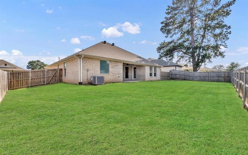 109 Hay Meadow Drive, Winona, TX 75792, 3 Bedrooms Bedrooms, ,2 BathroomsBathrooms,Residential,For Sale,109 Hay Meadow Drive,21010129