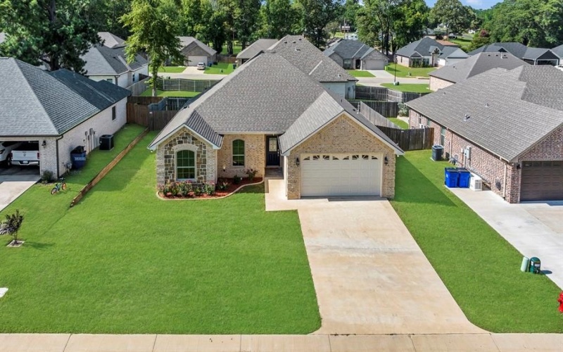 109 Hay Meadow Drive, Winona, TX 75792, 3 Bedrooms Bedrooms, ,2 BathroomsBathrooms,Residential,For Sale,109 Hay Meadow Drive,21010129