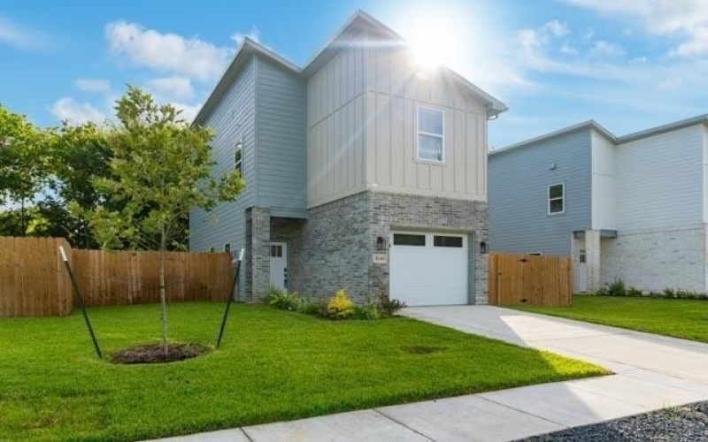 2650 Sutton Street, Dallas, TX 75210, 3 Habitaciones Habitaciones , ,2 BañosBaños,Residential,En Venta,2650 Sutton Street,21010201