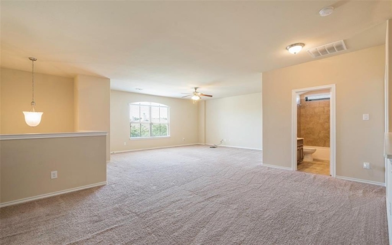 5901 Loveland Drive, Denton, TX 76208, 4 Bedrooms Bedrooms, ,3 BathroomsBathrooms,Residential,For Sale,5901 Loveland Drive,0,21010248