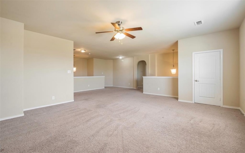 5901 Loveland Drive, Denton, TX 76208, 4 Bedrooms Bedrooms, ,3 BathroomsBathrooms,Residential,For Sale,5901 Loveland Drive,0,21010248