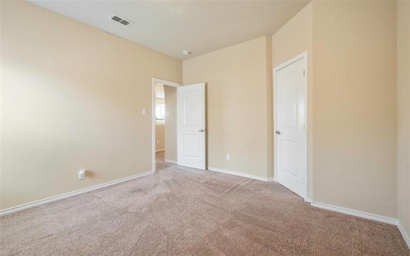 5901 Loveland Drive, Denton, TX 76208, 4 Bedrooms Bedrooms, ,3 BathroomsBathrooms,Residential,For Sale,5901 Loveland Drive,0,21010248