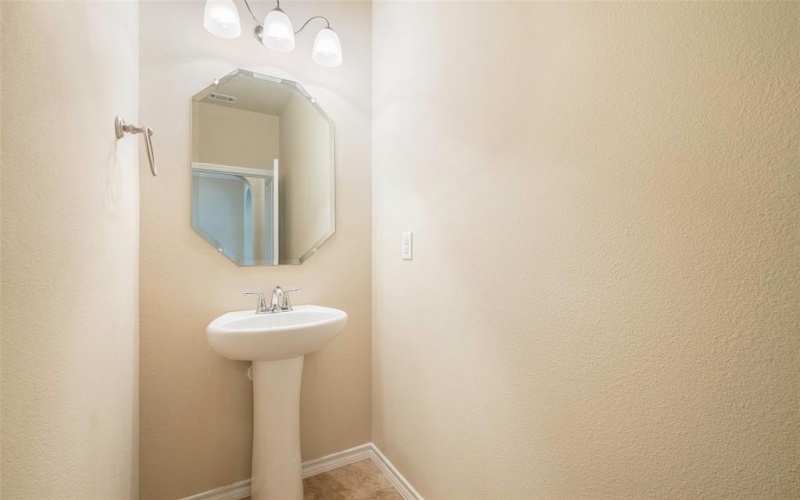 5901 Loveland Drive, Denton, TX 76208, 4 Bedrooms Bedrooms, ,3 BathroomsBathrooms,Residential,For Sale,5901 Loveland Drive,0,21010248