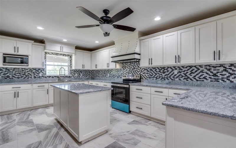 983 Hcr 4333, Milford, TX 76670, 3 Bedrooms Bedrooms, ,2 BathroomsBathrooms,Residential,For Sale,983 Hcr 4333,0,21011280