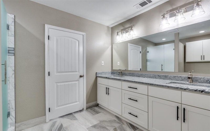 983 Hcr 4333, Milford, TX 76670, 3 Bedrooms Bedrooms, ,2 BathroomsBathrooms,Residential,For Sale,983 Hcr 4333,0,21011280