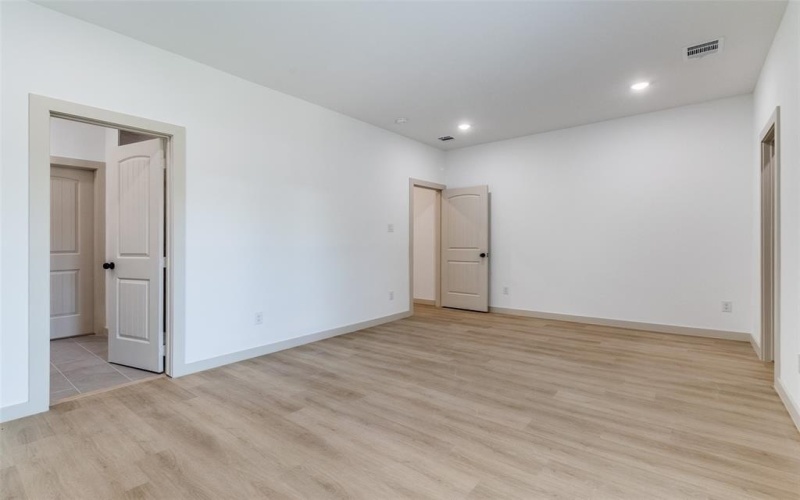 1317 & 1319 Fletcher Street, Dallas, TX 75223, 6 Habitaciones Habitaciones , ,5 BañosBaños,Residential,En Venta,1317 & 1319 Fletcher Street,21011442