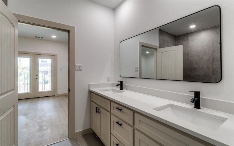 1317 & 1319 Fletcher Street, Dallas, TX 75223, 6 Habitaciones Habitaciones , ,5 BañosBaños,Residential,En Venta,1317 & 1319 Fletcher Street,21011442