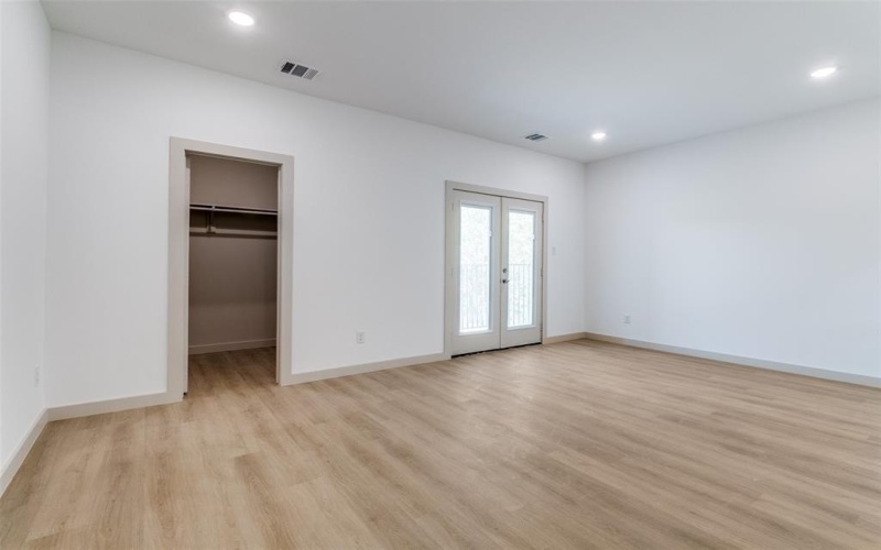 1317 & 1319 Fletcher Street, Dallas, TX 75223, 6 Habitaciones Habitaciones , ,5 BañosBaños,Residential,En Venta,1317 & 1319 Fletcher Street,21011442