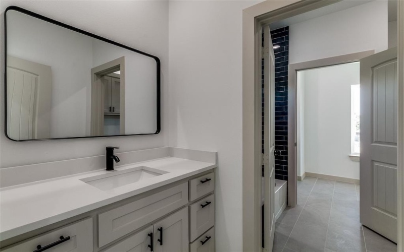 1317 & 1319 Fletcher Street, Dallas, TX 75223, 6 Habitaciones Habitaciones , ,5 BañosBaños,Residential,En Venta,1317 & 1319 Fletcher Street,21011442