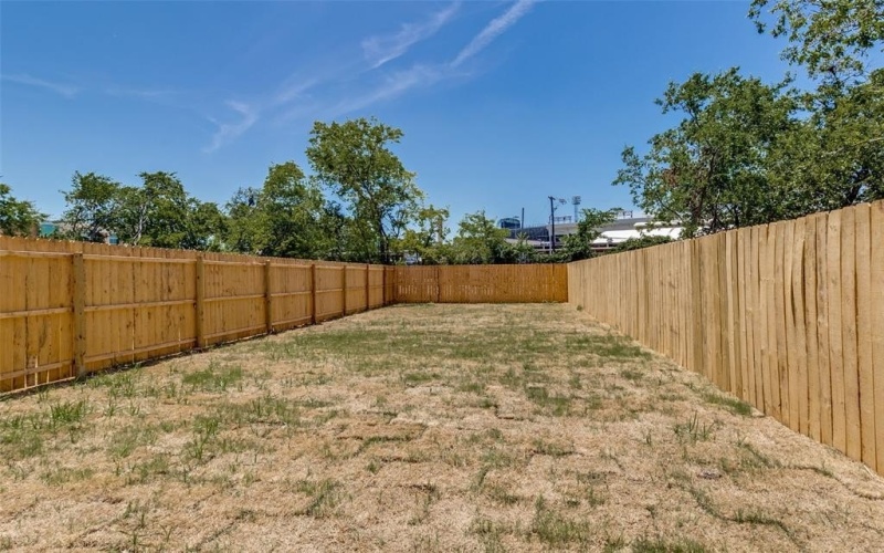 1317 & 1319 Fletcher Street, Dallas, TX 75223, 6 Habitaciones Habitaciones , ,5 BañosBaños,Residential,En Venta,1317 & 1319 Fletcher Street,21011442