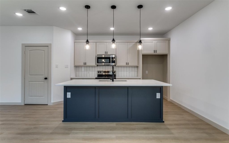 1317 & 1319 Fletcher Street, Dallas, TX 75223, 6 Habitaciones Habitaciones , ,5 BañosBaños,Residential,En Venta,1317 & 1319 Fletcher Street,21011442