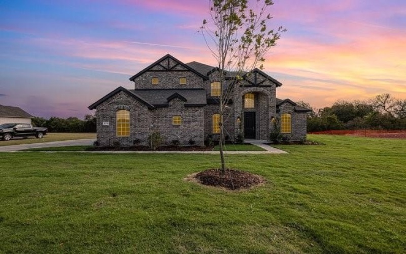 610 Serenity Lane, Red Oak, TX 75154, 4 Bedrooms Bedrooms, ,3 BathroomsBathrooms,Residential,For Sale,610 Serenity Lane,21011524